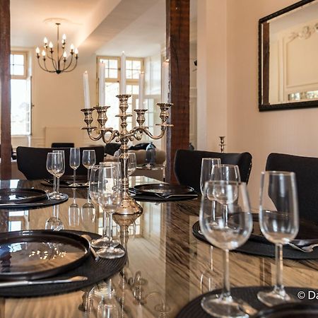 Suites Mana - Matahina Avec Vue Superbe Sur La Place Ducale Et Parking Prive Inclus Charleville-Mezieres Exterior photo