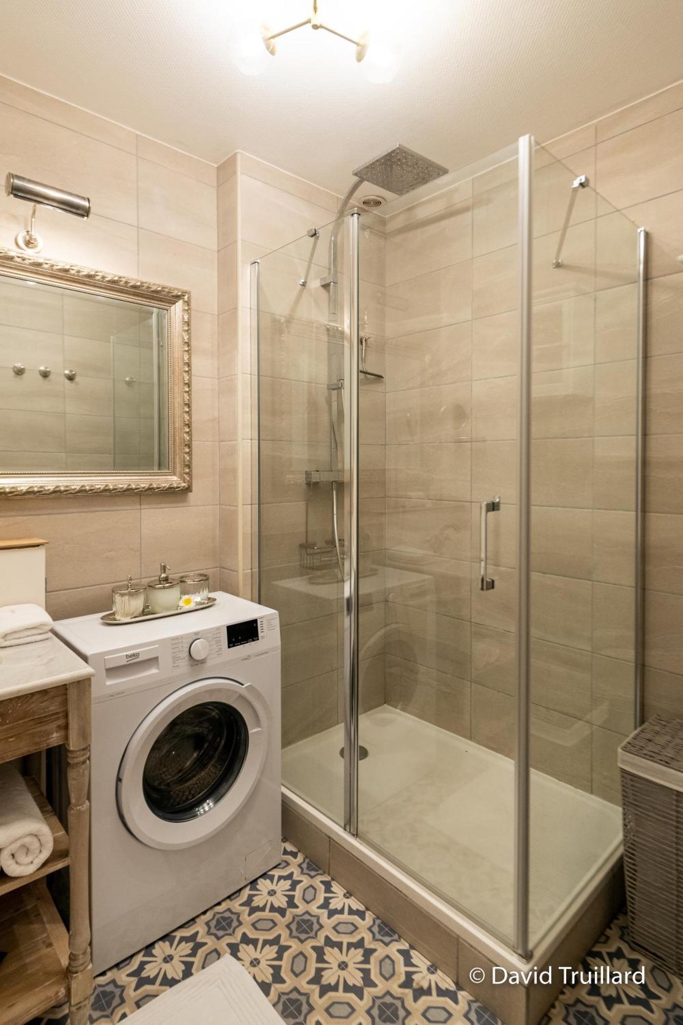 Suites Mana - Matahina Avec Vue Superbe Sur La Place Ducale Et Parking Prive Inclus Charleville-Mezieres Exterior photo